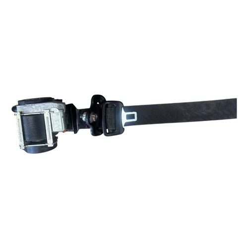 Isuzu max seat belt - isuzu,